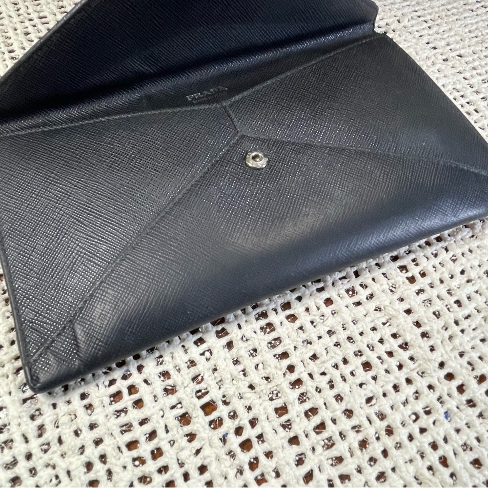 Prada Vitello Move Envelope Wallet in Black Saffiano Leather - Picture 16 of 16
